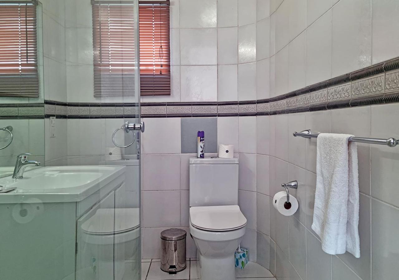 11 Gordonia, Access & Great Location! Cape Town